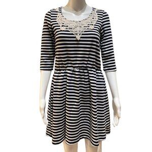 Navy & White Striped Dress Elastic Waist 3/4 Sleeve Crochet Lace accent Y2K